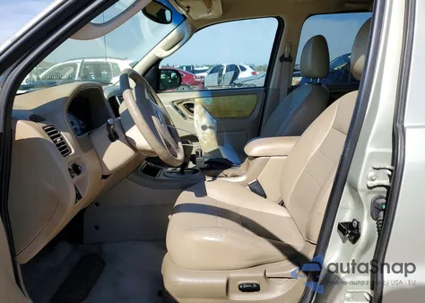 2005 Ford Escape Limited from USA, damaged, VIN 1FMYU94155KC20501